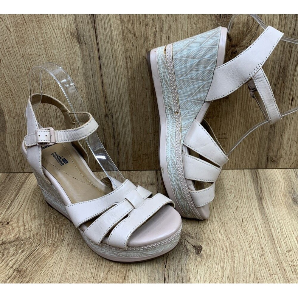 Clarks  Collection Womens  Zia Noble Wedge Heel Shoes Nude Leather  Size 8M